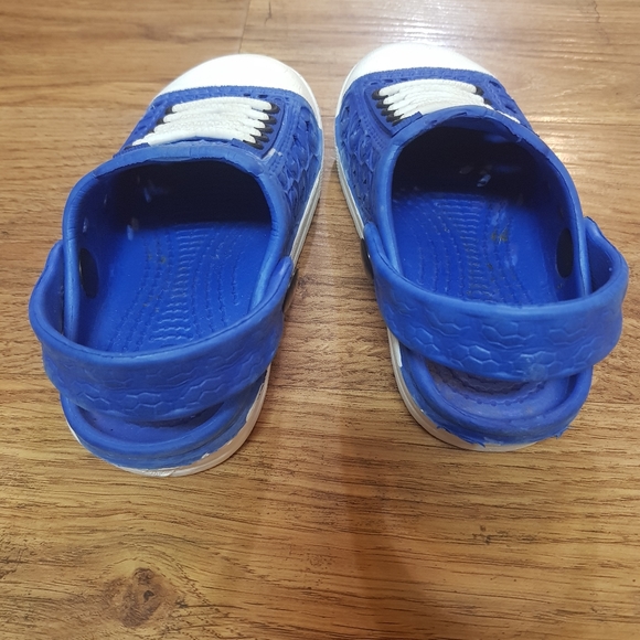 Rubber Slip-on Shoes - Picture 2 of 3